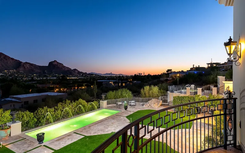 70b8fc5f21f24adf7b81cab0097fbb45 uncropped scaled within 1536 1152