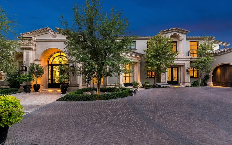 9d322acf119c97ecd28bf15b5254f59e uncropped scaled within 1536 1152