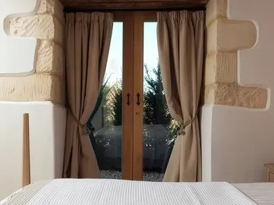 Cotswold Barn Bentham 16