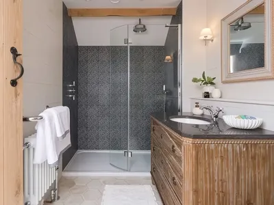 Cotswold Barn Bentham 8