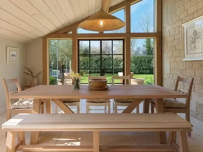 Cotswold Barn Bentham 9