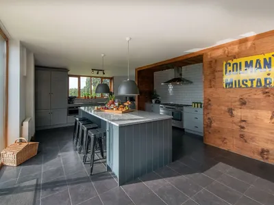 The Shed Big Barn Stays 6