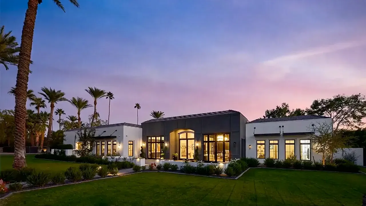 Video fallback image